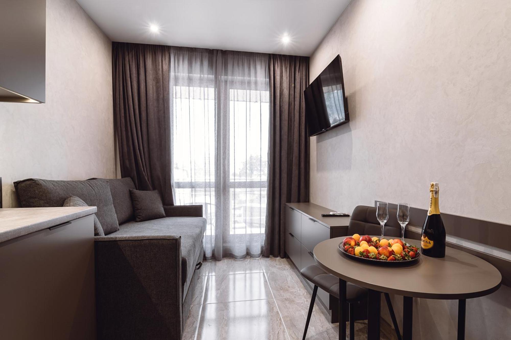 Club Marine Apart Odessa Ngoại thất bức ảnh