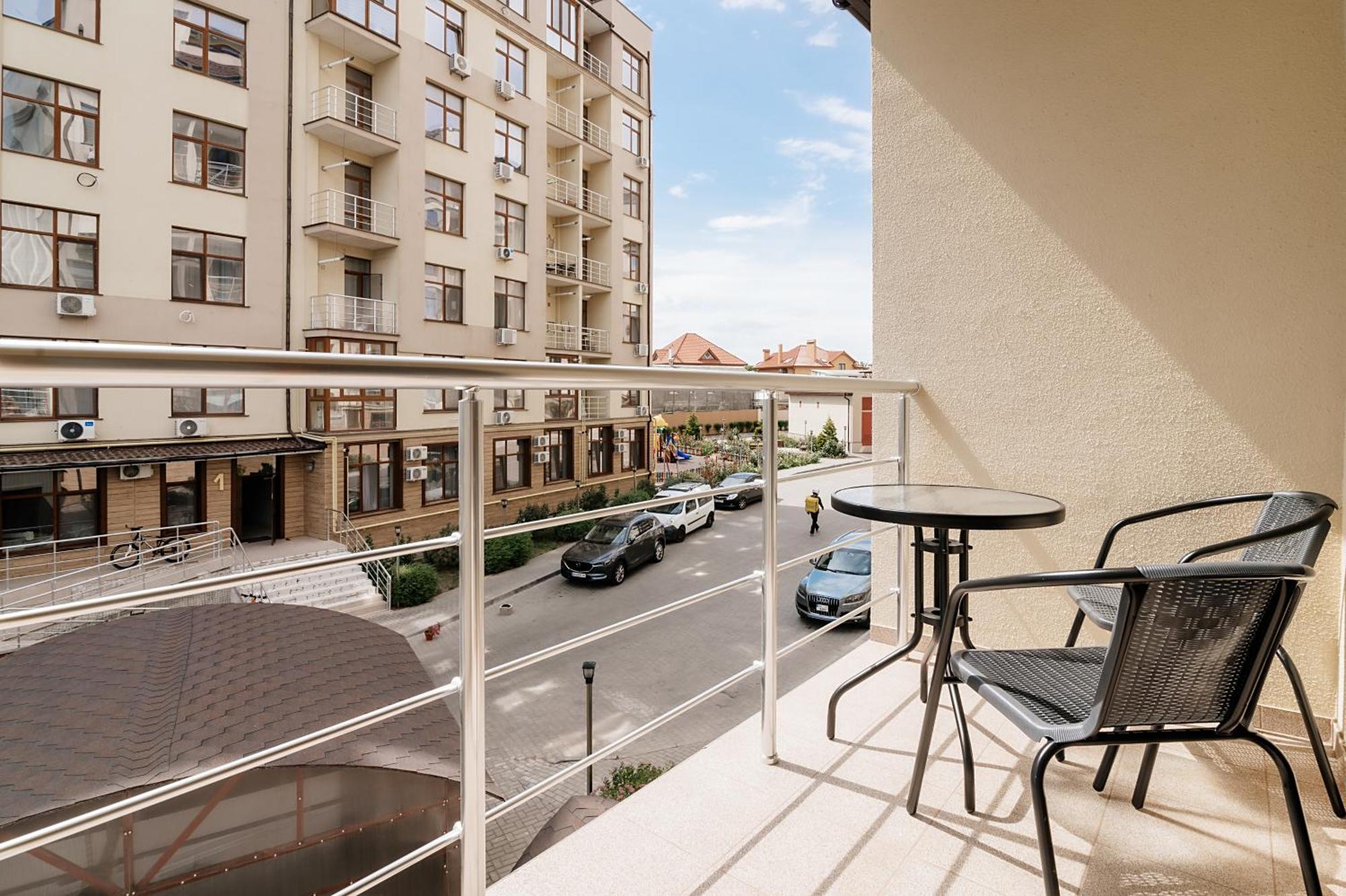 Club Marine Apart Odessa Ngoại thất bức ảnh
