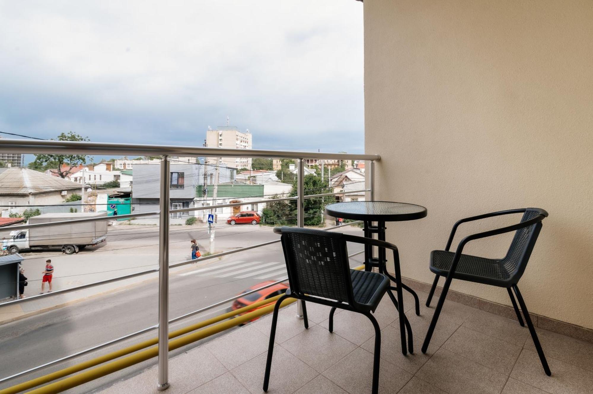 Club Marine Apart Odessa Ngoại thất bức ảnh